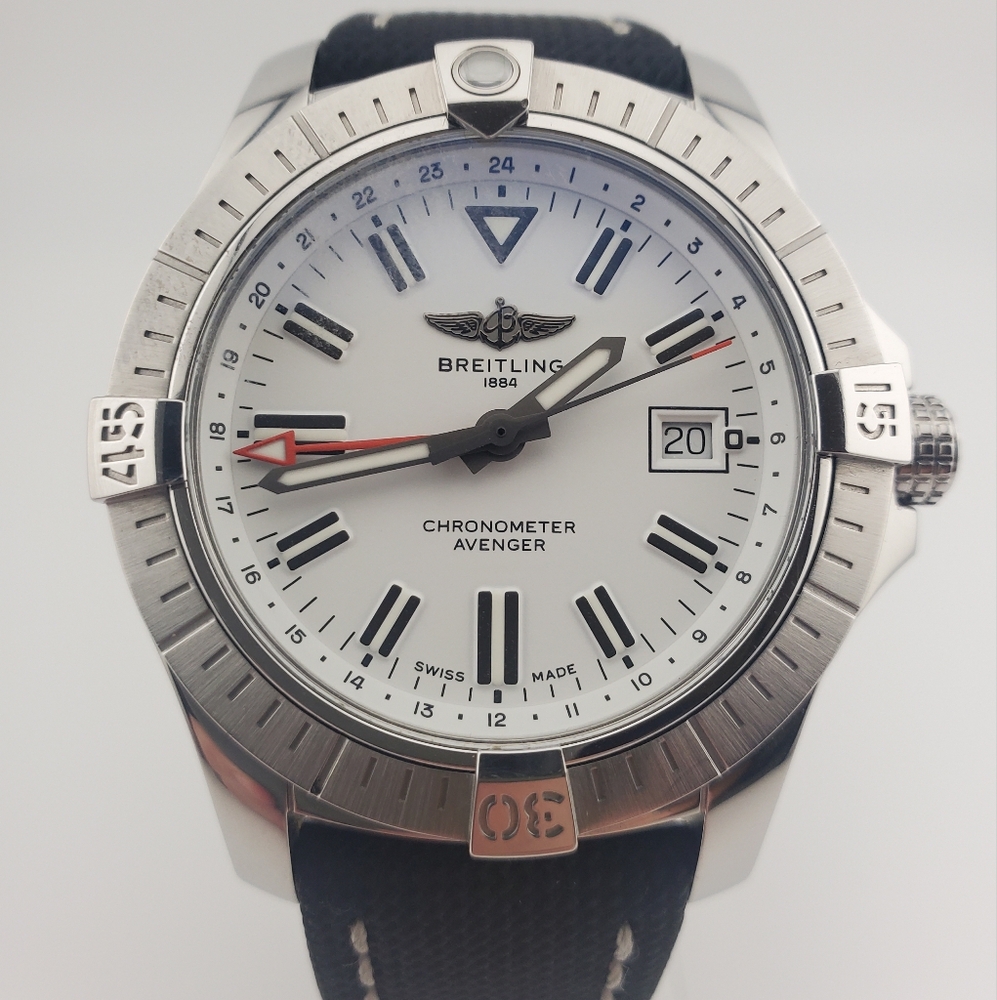 Breitling Avenger Chronograph Watch